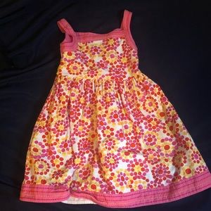 Girls dress